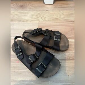 Boy sandals